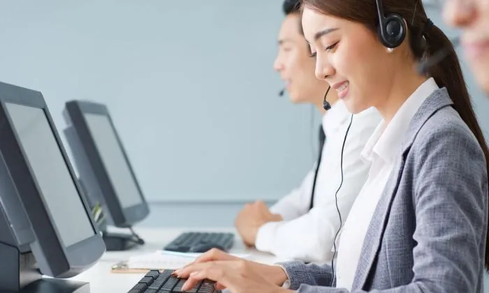 Chat trực tuyến với nhân viên CSKH để được hỗ trợ xử lý nhanh nhất